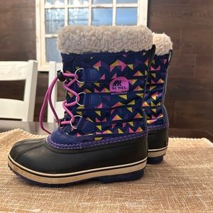 Sorel Geometric Print Waterproof Winter Boots Size 4